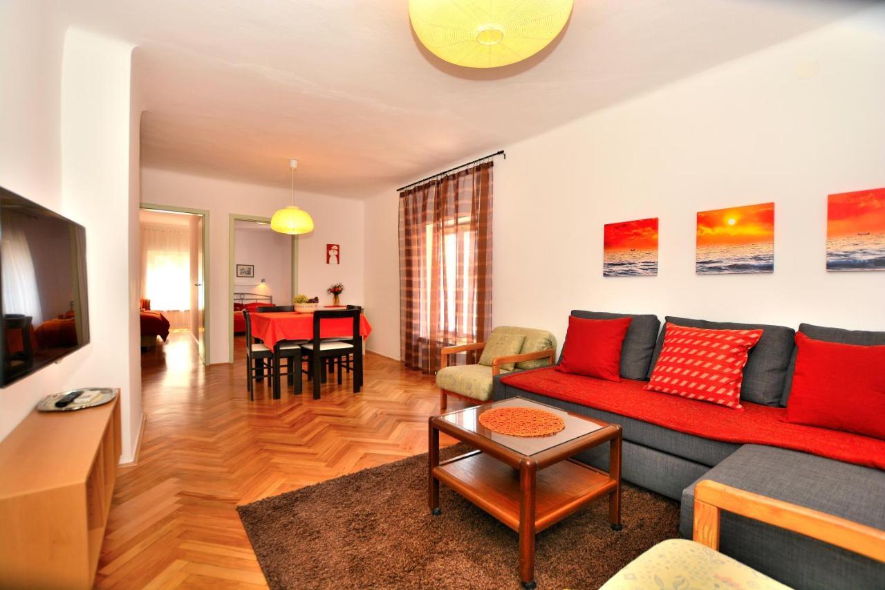 Spacious Piran Central Apartment For 5 Pax Bg Buitenkant foto